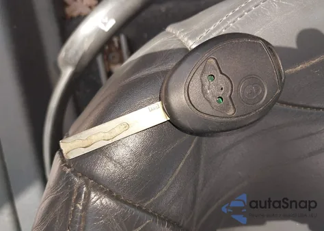 2002 Mini Cooper S из США, поврежденный, VIN WMWRE33452TD56972